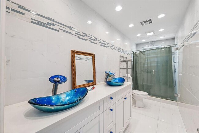 Building Photo - 4527 Redcoat Dr