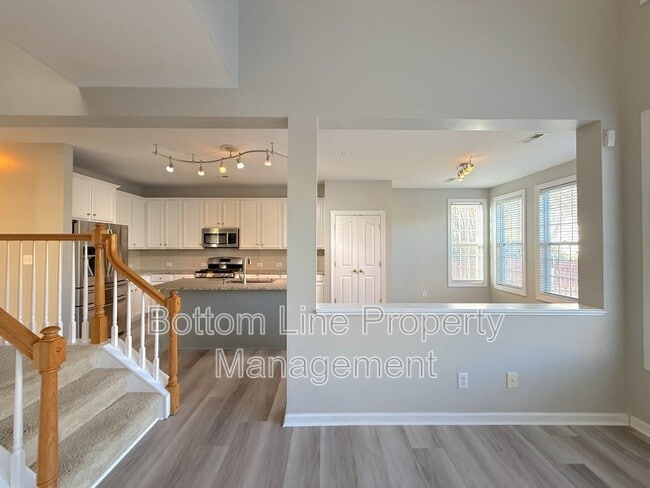 Building Photo - 12430 McAllister Park Dr