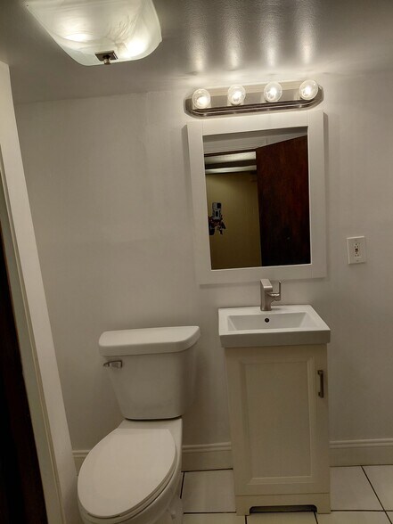 Bathroom 2 - 7925 S Eberhart Ave
