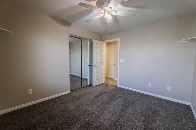 Building Photo - 7941 Alta Lima Valley Ct