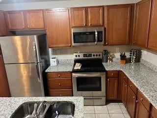 Building Photo - 3500 Clover Rd