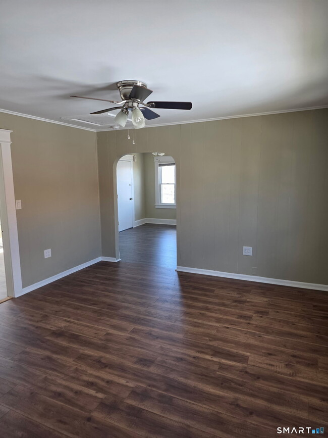 Building Photo - 22 Calvin Ave