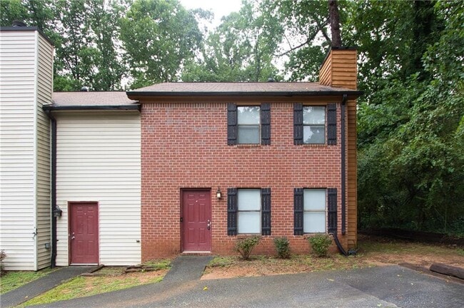 Primary Photo - 948 Waverly Ct