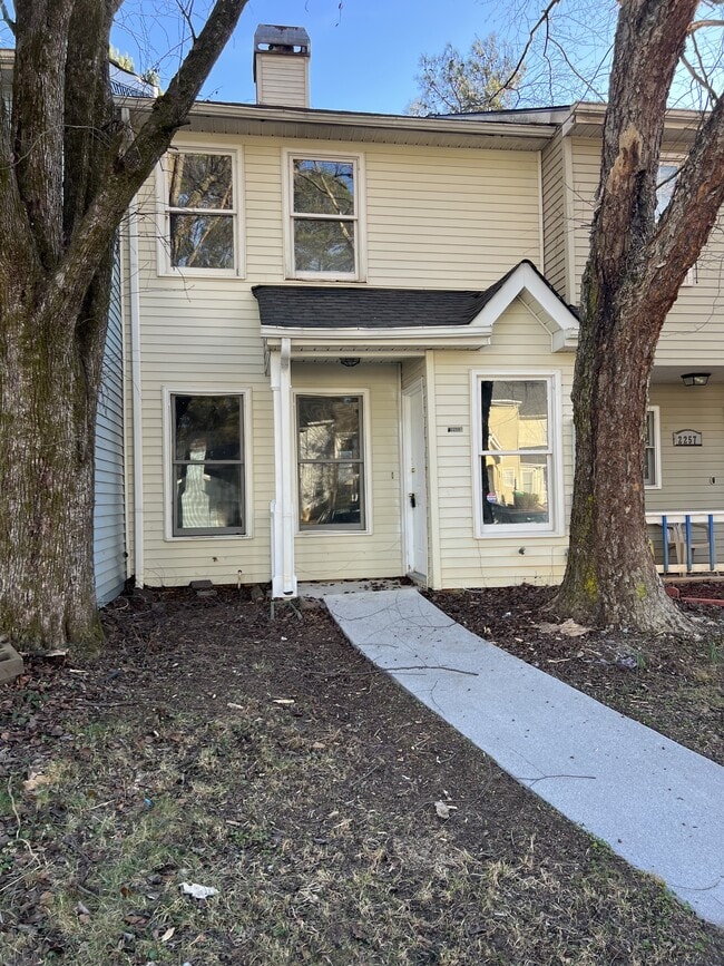 Building Photo - 2259 Wellington Cir