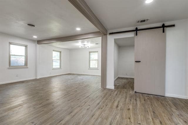 Building Photo - 5241 E Berry St