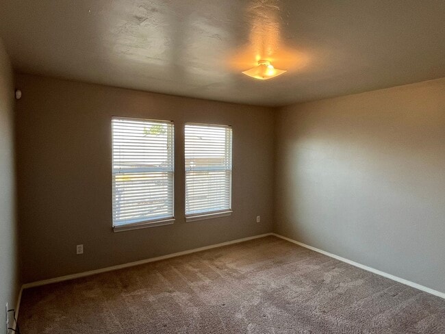 Building Photo - Cute 3 Bed, 2 Bath In Deer Creek Schools