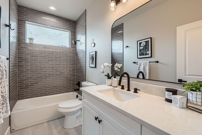 Building Photo - **First Month Rent Is Free** New Construct...