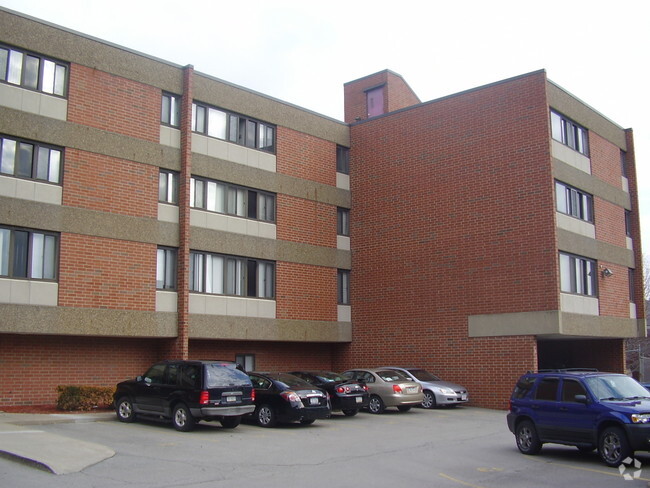 Building Photo - Bates Hill Apartments