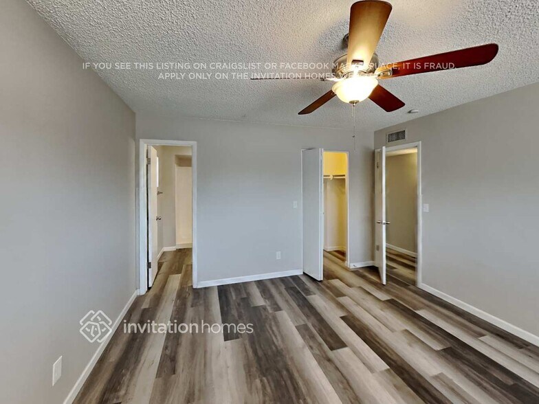 Building Photo - 7623 N 34th Dr