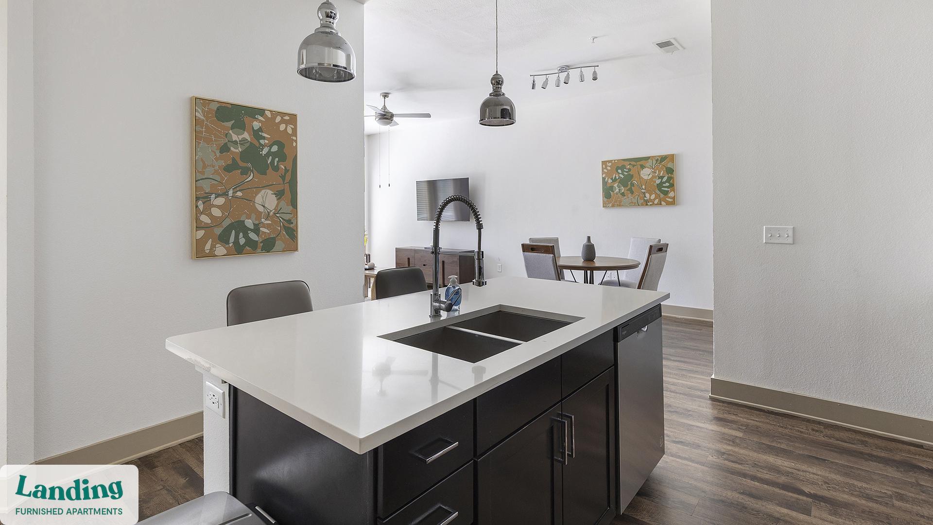 Building Photo - 5005 Galleria Dr