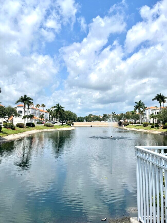 Building Photo - 11028 Legacy Dr