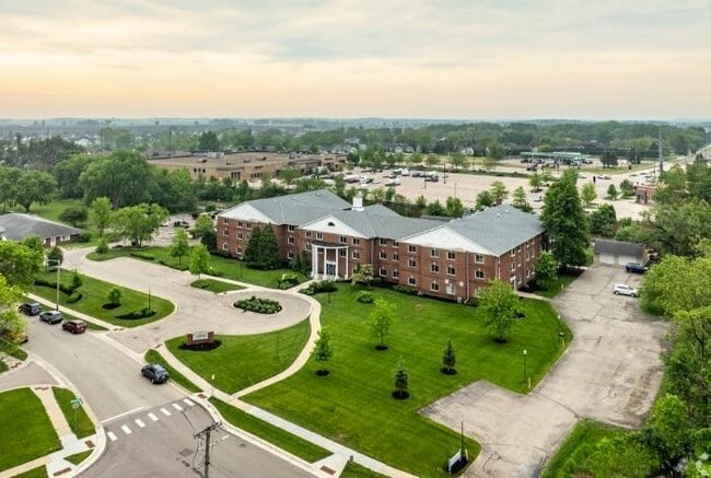 Building Photo - 605 Chase Blvd