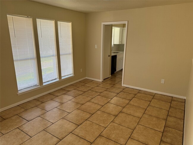 Building Photo - 6610 Addicks Clodine Rd