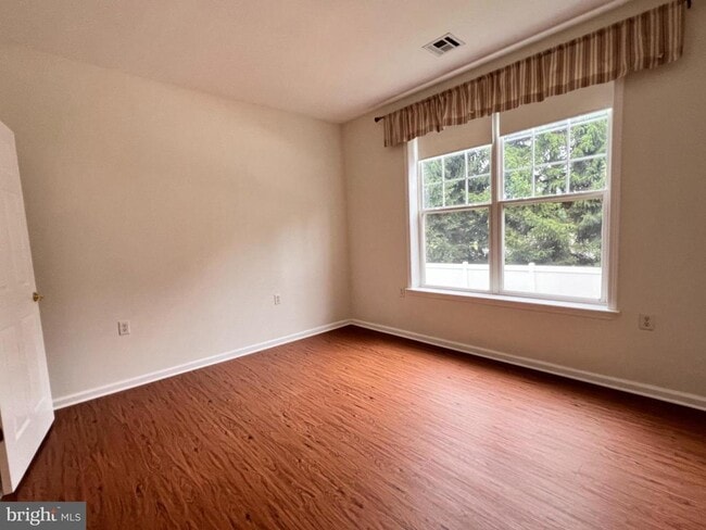 Building Photo - 422 Masterson Ct