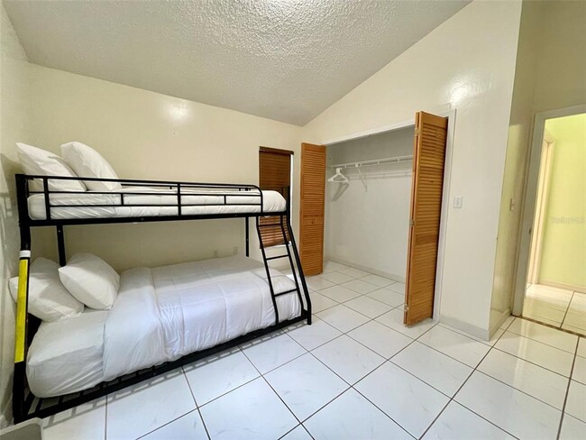 Building Photo - 4710 Cresson Ct