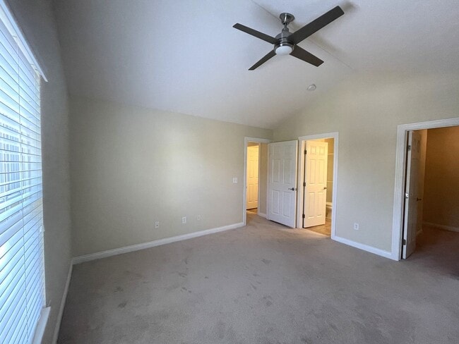 Building Photo - 5615 Frawley Dr