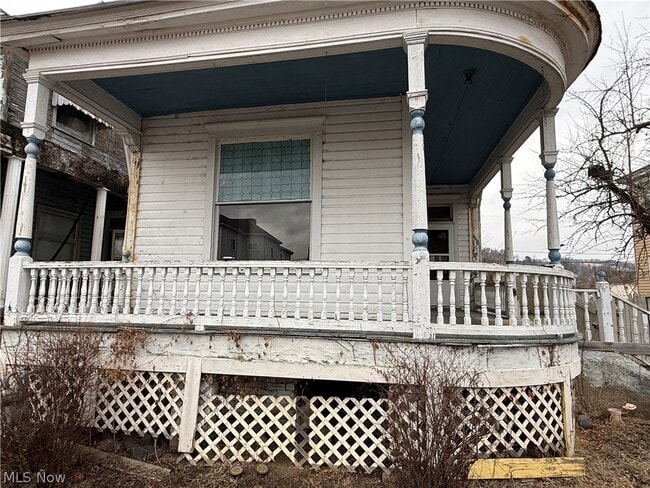 Building Photo - 706 Washington St