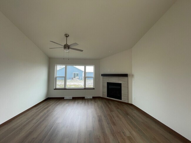 Building Photo - 1005 Morning Star Ln