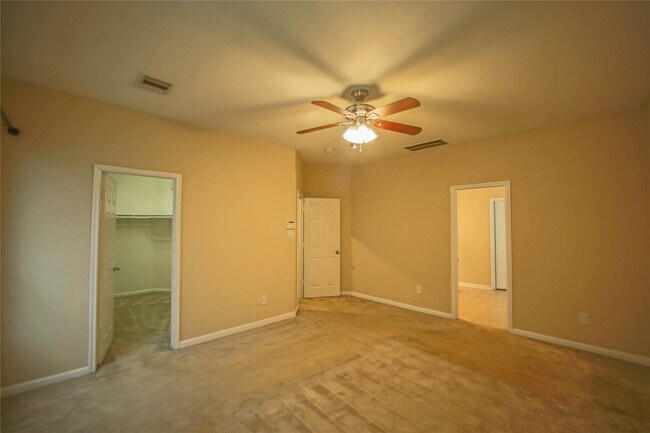 Building Photo - 24030 Buffalo Cove Ln