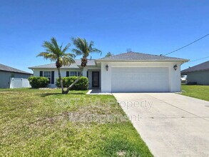 Building Photo - 1243 NW 22nd Ave