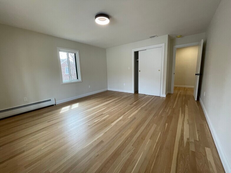 Building Photo - 46 Woodcliff Rd