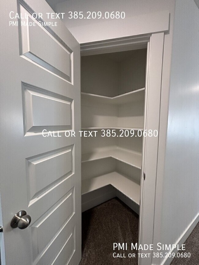 Building Photo - 4009 W 1180 N