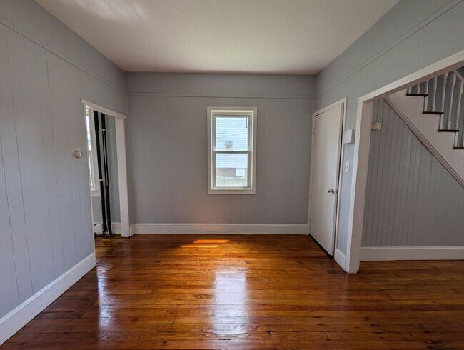 Building Photo - 1409 Mattison Ave