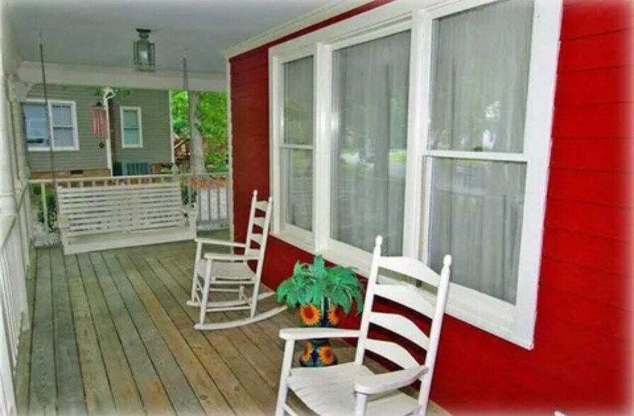 Building Photo - 12130 Mansfield Ter