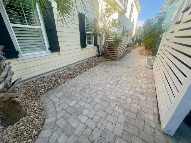 Building Photo - Luxury Rental Home in the Heart of Myrtle ...