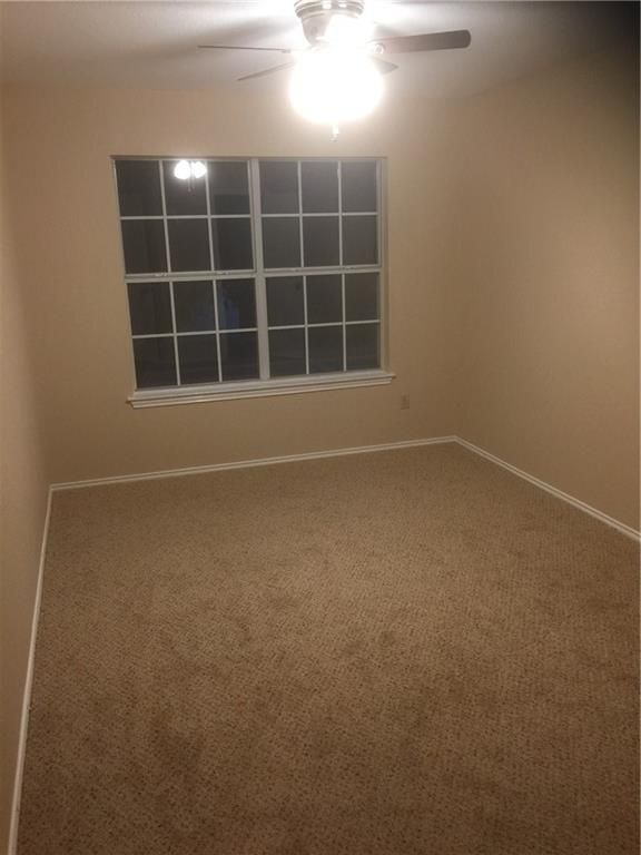 Building Photo - 2205 Wisteria Way