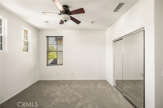 Building Photo - 125 Tall Oak