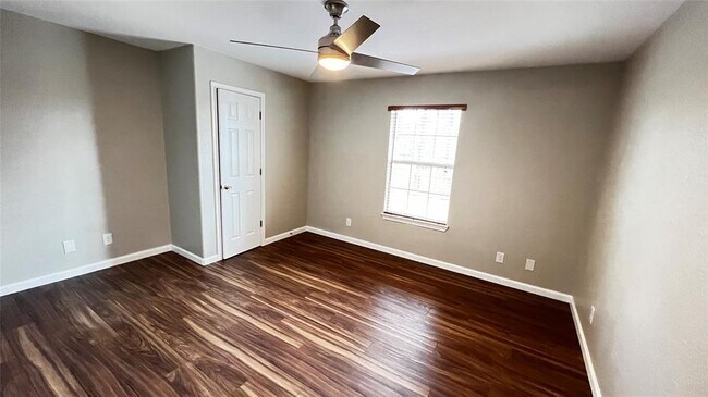 Building Photo - 141 Sendero Blvd