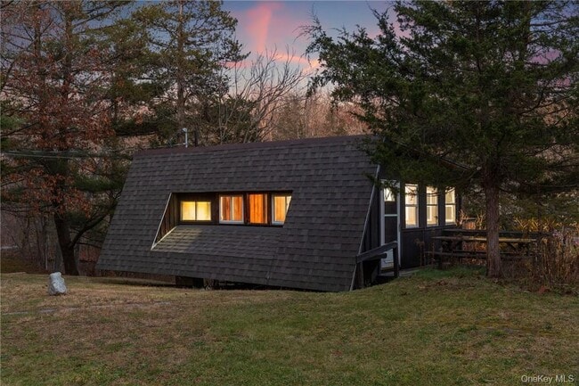 Building Photo - 296 Pine Hill Rd