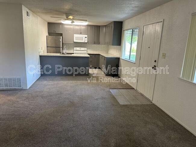 Building Photo - 4513 Greenholme Dr