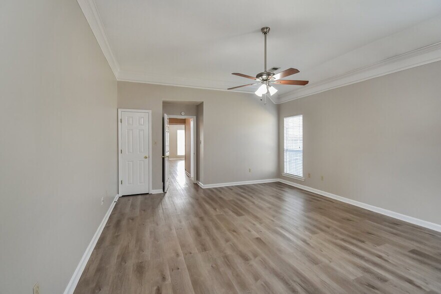 Building Photo - 13096 Claybourne Cove