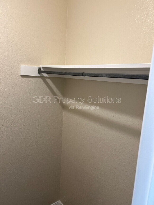 Building Photo - 401 14th St NW