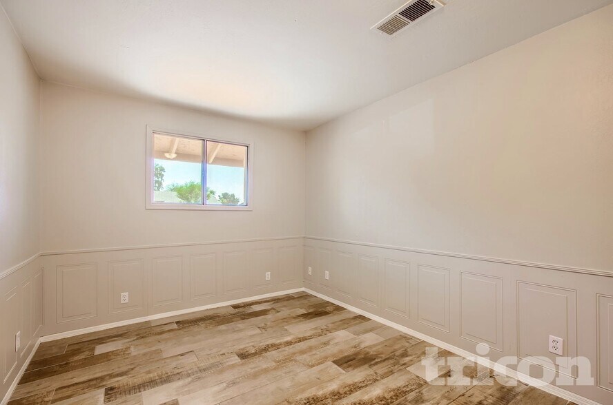 Building Photo - 826 W Del Rio St