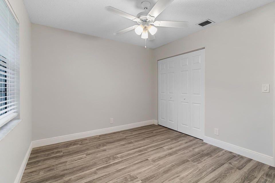 Building Photo - 9 Via de Casas Norte