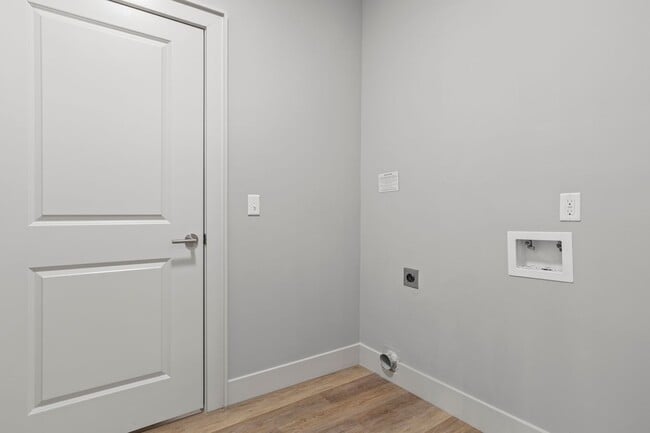 Building Photo - THE INLET - 1 BEDROOM, 1 BATH  CONDO - OCE...