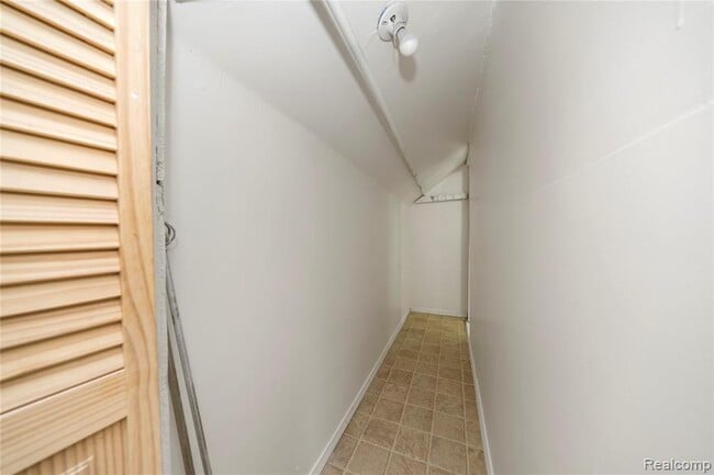 Building Photo - 20258 Caldwell St