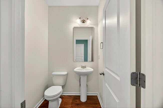 Building Photo - 1458 Roustabout Way