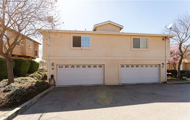 Building Photo - Charming 3 bedroom home in Paso Robles