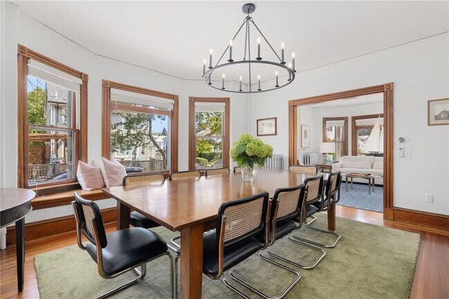 Building Photo - 14 Greenough Pl