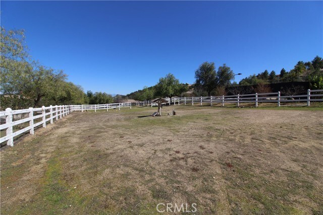 Building Photo - 18797 Vista De Montanas