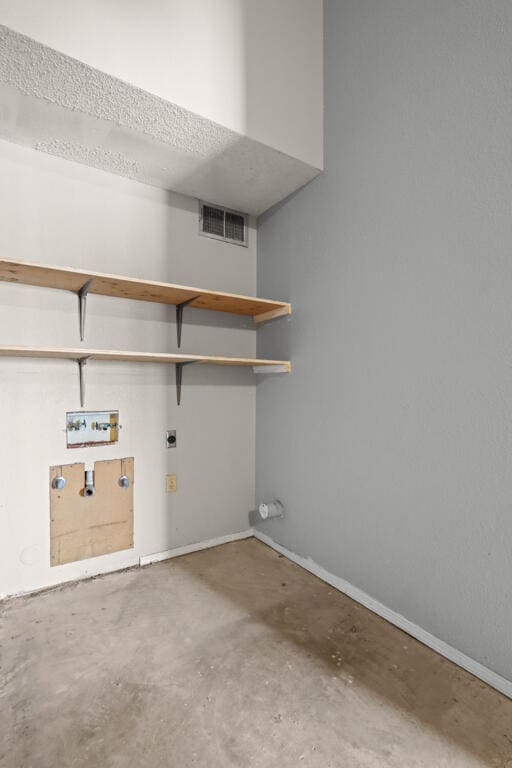 Building Photo - 10901 Highwood Way