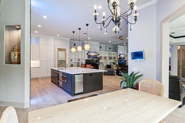 Building Photo - 3700 Watercrest Dr