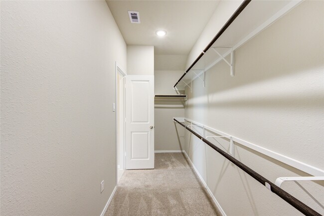 Building Photo - 203 Bright Vly Wy