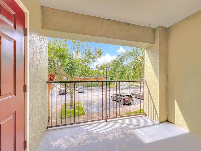 Building Photo - 713 Crest Pines Dr