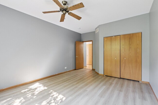 Building Photo - 3403 Green Pastures Ln