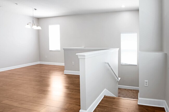 Building Photo - 8078 Moonstone Dr